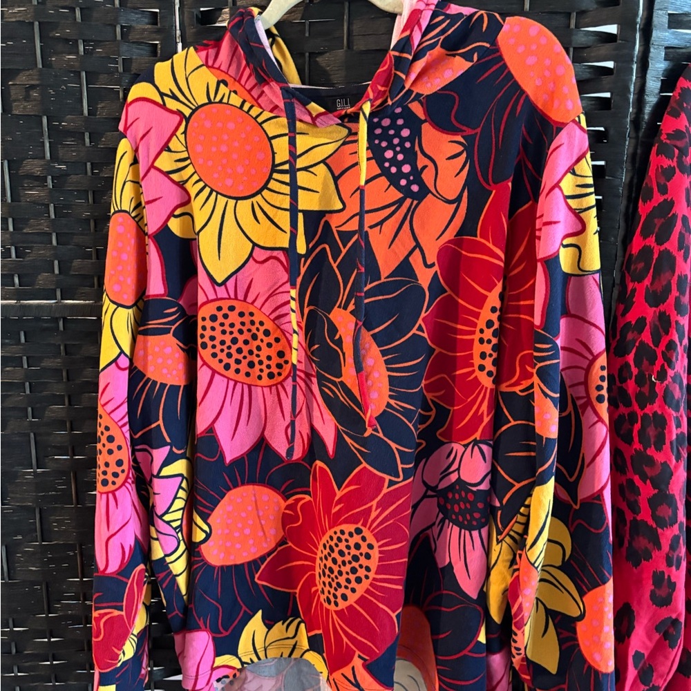 G.I.L.I. Multicolor Patterned Garment
